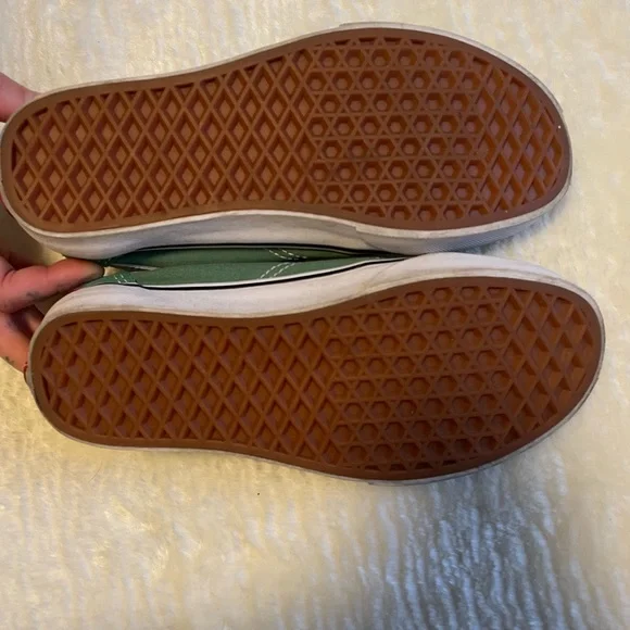 Green vans shoes - Picture 3 of 5